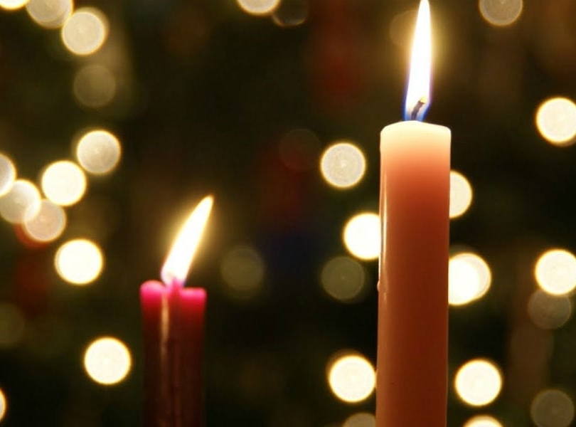 Advent 4 Lite Candles